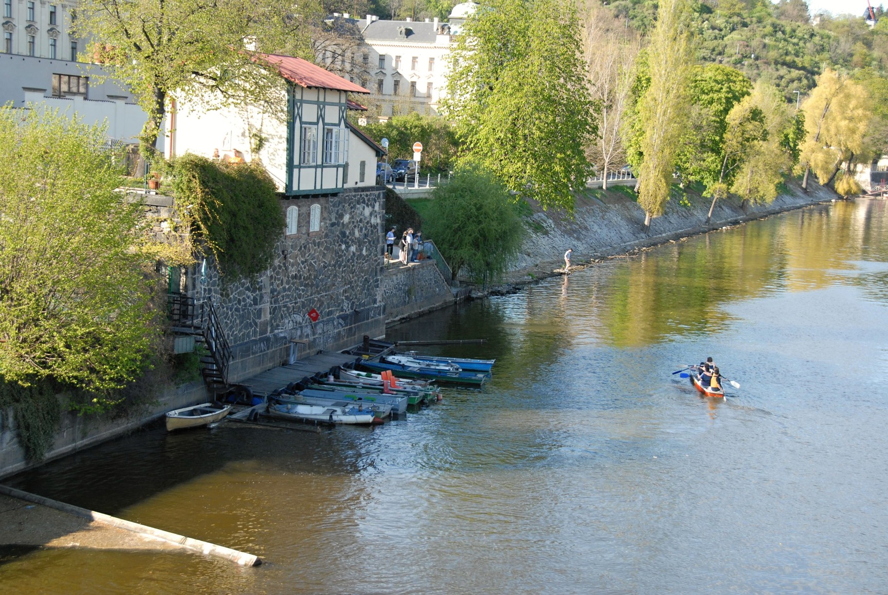 CAL 2012 duben schuzky 25.4. 35 